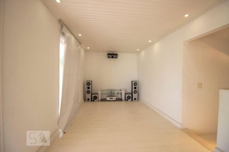Casa à venda com 1140m², 8 quartos e 8 vagasCinema