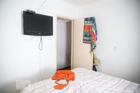Casa à venda com 472m², 4 quartos e 2 vagas Casa à venda com 472m², 4 quartos e 2 vagasQuarto 2