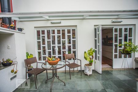 Casa à venda com 460m², 5 quartos e 7 vagasVaranda da Sala