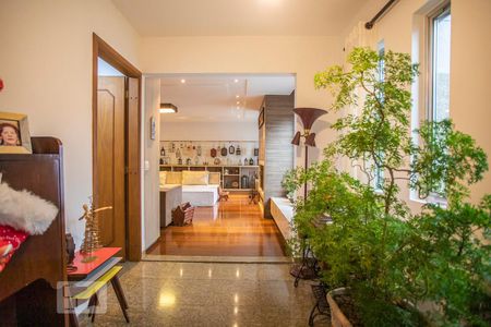 Casa à venda com 460m², 5 quartos e 7 vagasHall