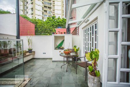 Casa à venda com 460m², 5 quartos e 7 vagasVaranda da Sala