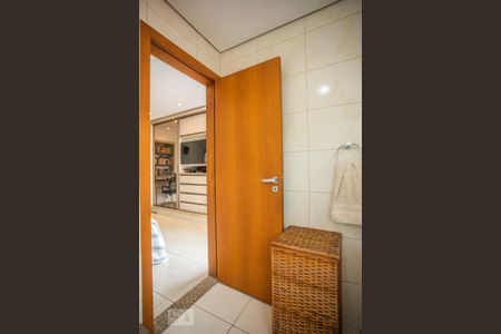 Casa à venda com 460m², 5 quartos e 7 vagasBanheiro Suíte