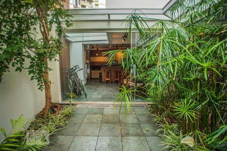 Casa à venda com 460m², 5 quartos e 7 vagasJardim