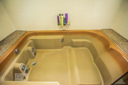 Casa à venda com 460m², 5 quartos e 7 vagasBanheiro Suíte - Banheira