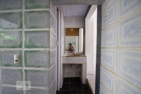 Banheiro de kitnet/studio para alugar com 2 quartos, 50m² em Recreio dos Bandeirantes, Rio de Janeiro