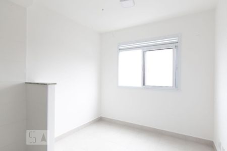 Sala/Cozinha de apartamento para alugar com 2 quartos, 33m² em Itaquera, São Paulo