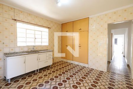 Casa à venda com 100m², 3 quartos e 4 vagas Casa à venda com 100m², 3 quartos e 4 vagasCozinha