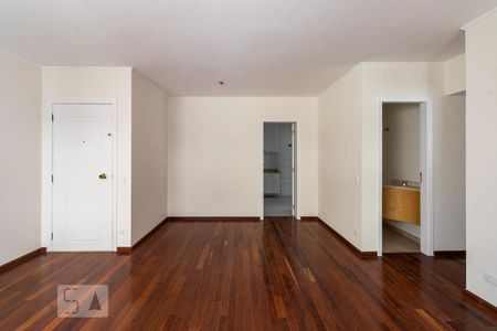 Sala de apartamento para alugar com 2 quartos, 79m² em Indianópolis, São Paulo