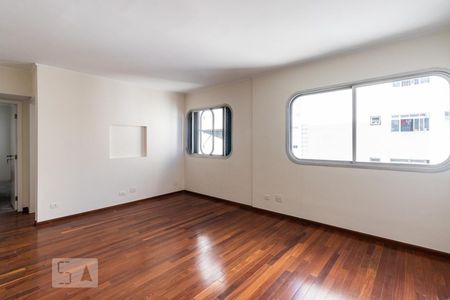 Sala de apartamento para alugar com 2 quartos, 79m² em Indianópolis, São Paulo