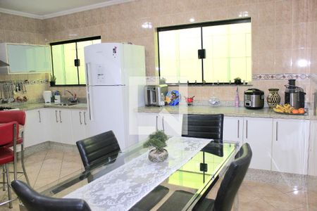 Casa à venda com 123m², 3 quartos e 2 vagasCozinha