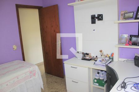 Casa à venda com 123m², 3 quartos e 2 vagasQuarto 2