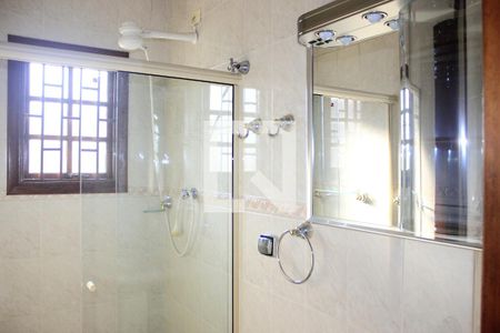 Casa à venda com 123m², 3 quartos e 2 vagasBanheiro social