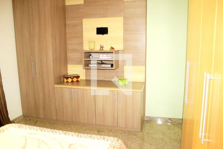 Casa à venda com 123m², 3 quartos e 2 vagasSuíte