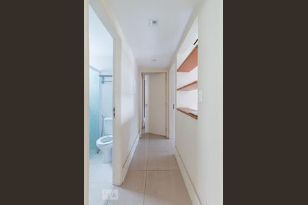 Apartamento à venda com 90m², 3 quartos e 2 vagas Apartamento à venda com 90m², 3 quartos e 2 vagasCorredor