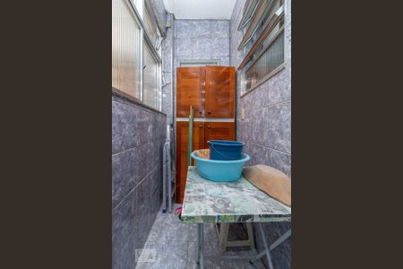 Apartamento à venda com 70m², 2 quartos e sem vaga Apartamento à venda com 70m², 2 quartos e sem vagaÁrea de Serviço