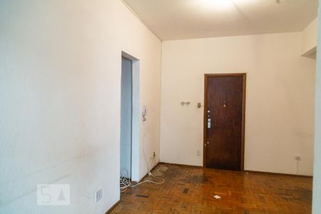 Sala de apartamento para alugar com 2 quartos, 80m² em Centro, Belo Horizonte