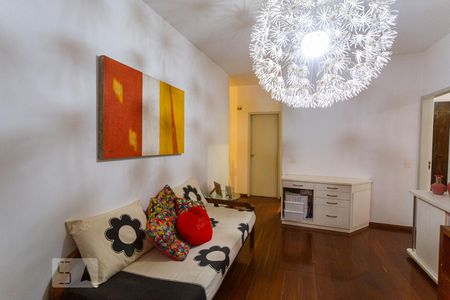 Sala 2 de casa para alugar com 3 quartos, 340m² em Serra, Belo Horizonte