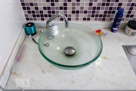 Apartamento para alugar com 59m², 2 quartos e sem vaga Apartamento para alugar com 59m², 2 quartos e sem vagaBanheiro - Torneira