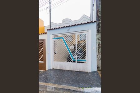 Casa à venda com 167m², 3 quartos e 2 vagasFachada