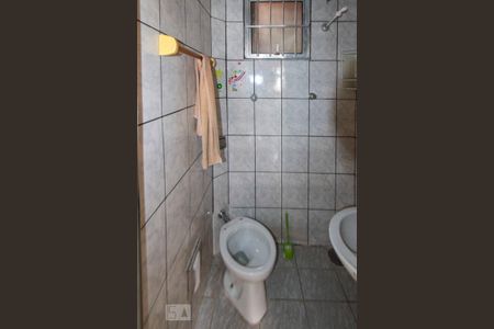 Casa à venda com 210m², 3 quartos e 3 vagas Casa à venda com 210m², 3 quartos e 3 vagasBanheiro casa 04