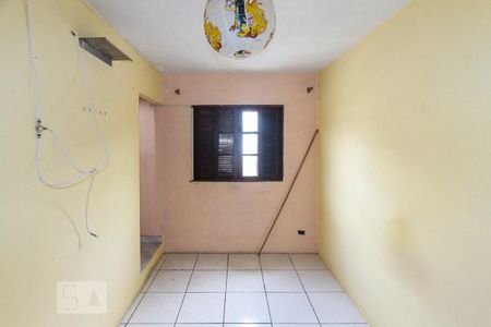 Casa à venda com 210m², 3 quartos e 3 vagas Casa à venda com 210m², 3 quartos e 3 vagasSala casa 04