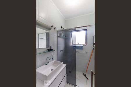 Casa à venda com 159m², 3 quartos e 3 vagasBanheiro Corredor