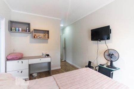 Casa à venda com 159m², 3 quartos e 3 vagasSuíte