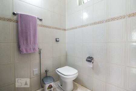 Casa à venda com 160m², 3 quartos e 2 vagasBanheiro comum