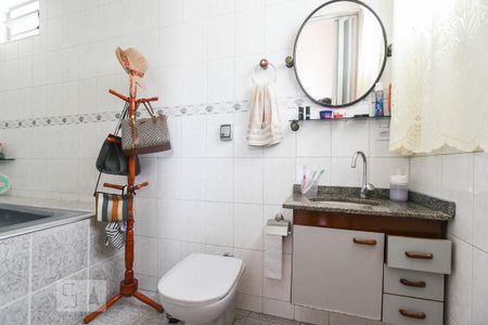 Casa à venda com 160m², 3 quartos e 2 vagasBanheiro da suíte