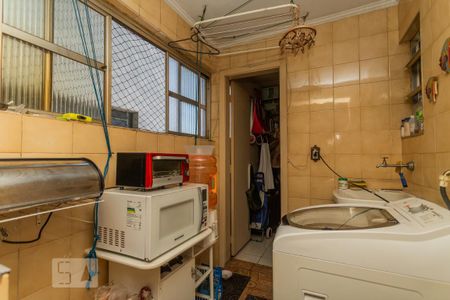 Apartamento à venda com 143m², 2 quartos e 1 vaga Apartamento à venda com 143m², 2 quartos e 1 vagaÁrea de Serviço