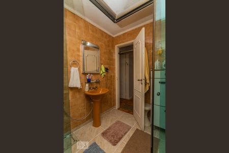 Apartamento à venda com 143m², 2 quartos e 1 vaga Apartamento à venda com 143m², 2 quartos e 1 vagaBanheiro