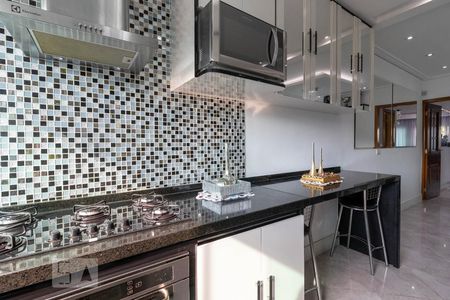 Casa à venda com 250m², 3 quartos e 5 vagas Casa à venda com 250m², 3 quartos e 5 vagasCozinha