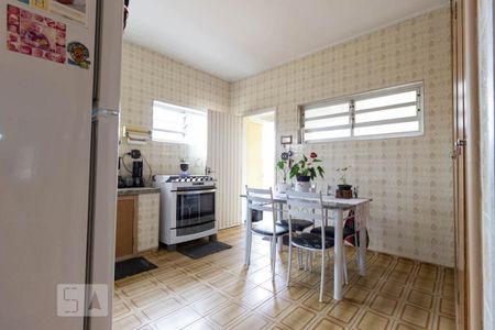 Casa à venda com 85m², 3 quartos e 2 vagas Casa à venda com 85m², 3 quartos e 2 vagasCozinha