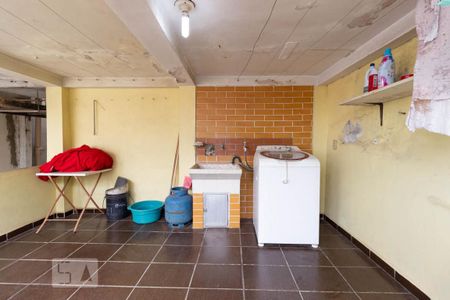 Casa à venda com 85m², 3 quartos e 2 vagas Casa à venda com 85m², 3 quartos e 2 vagasÁrea de serviço