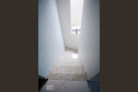 Casa à venda com 155m², 3 quartos e 2 vagasEscada Quarto