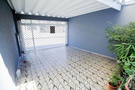 Casa à venda com 155m², 3 quartos e 2 vagasGaragem