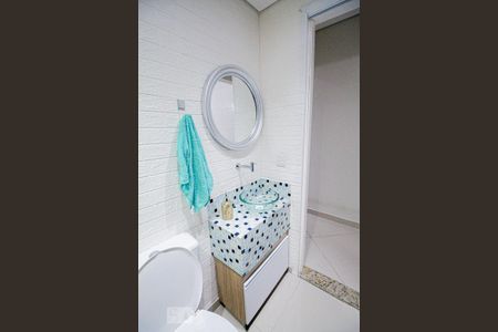 Casa à venda com 155m², 3 quartos e 2 vagasLavabo