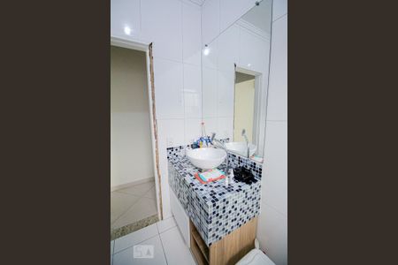 Casa à venda com 155m², 3 quartos e 2 vagasBanheiro Social