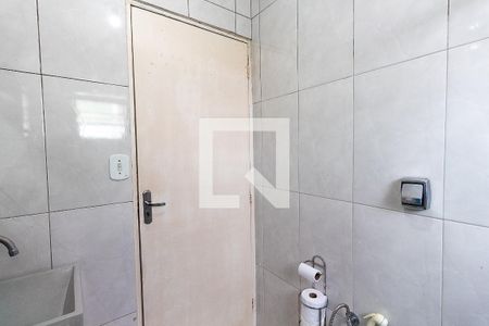 Casa à venda com 120m², 4 quartos e 2 vagasBanheiro 2