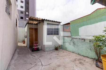 Casa à venda com 120m², 4 quartos e 2 vagasQuintal