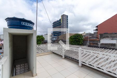 Casa à venda com 120m², 4 quartos e 2 vagasTerraço