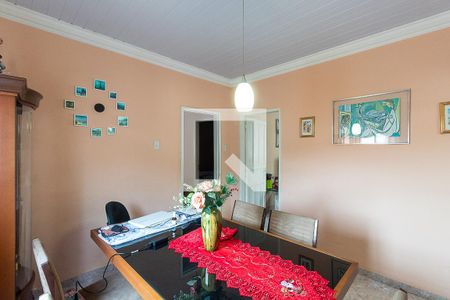 Casa à venda com 120m², 4 quartos e 2 vagasCopa