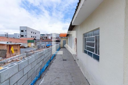 Casa à venda com 120m², 4 quartos e 2 vagasCorredor