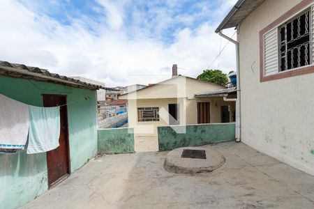 Casa à venda com 120m², 4 quartos e 2 vagasQuintal