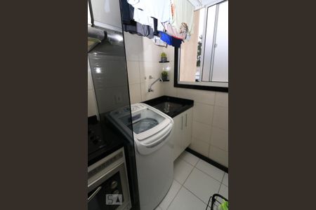 Apartamento à venda com 45m², 2 quartos e 1 vaga Apartamento à venda com 45m², 2 quartos e 1 vagaÁrea de Serviço