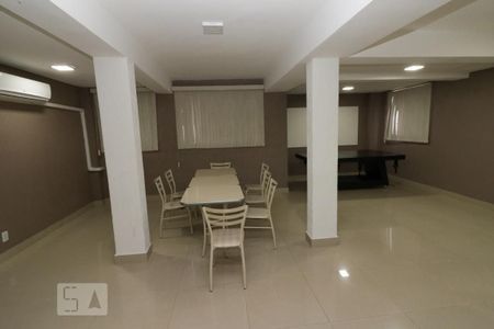 Apartamento à venda com 45m², 2 quartos e 1 vaga Apartamento à venda com 45m², 2 quartos e 1 vagaÁrea comum - Salão de festas