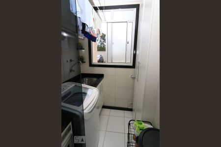 Apartamento à venda com 45m², 2 quartos e 1 vaga Apartamento à venda com 45m², 2 quartos e 1 vagaÁrea de Serviço