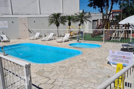 Apartamento à venda com 45m², 2 quartos e 1 vaga Apartamento à venda com 45m², 2 quartos e 1 vagaÁrea comum - Piscina