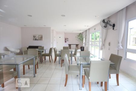 Apartamento para alugar com 61m², 2 quartos e 1 vaga Apartamento para alugar com 61m², 2 quartos e 1 vagaArea Comum Salao de Festas