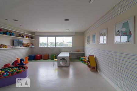 Apartamento para alugar com 69m², 2 quartos e 1 vaga Apartamento para alugar com 69m², 2 quartos e 1 vagaÁrea Comum - Brinquedoteca